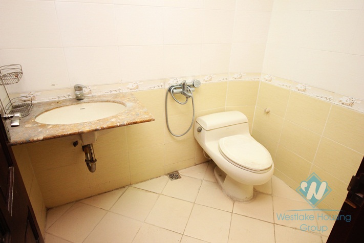 A 4 floor house for rent in Ba Dinh, Ha Noi