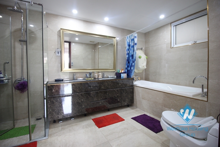 280 sqm 4 bedrooms 3 bathrooms apartment for rent in Ciputra Hanoi