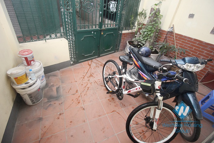 A cheap house for rent in Hoang hoa tham, Ha noi