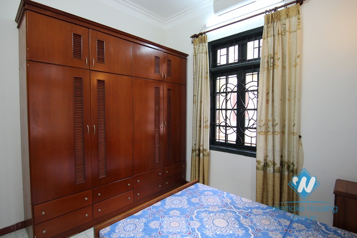 Garden house with car parking for rent in Tay Ho area 