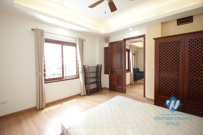 Newly renovated apartment for rent in Truc Bach island, Ba Dinh