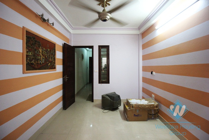 House for rent on Hoang Hoa Tham, Ba Dinh, Hanoi