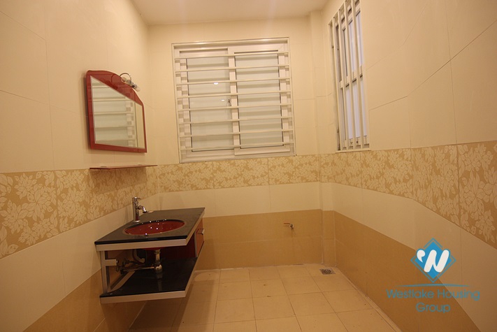Brand new house with 5 bedrooms for rent in Tay Ho district 
