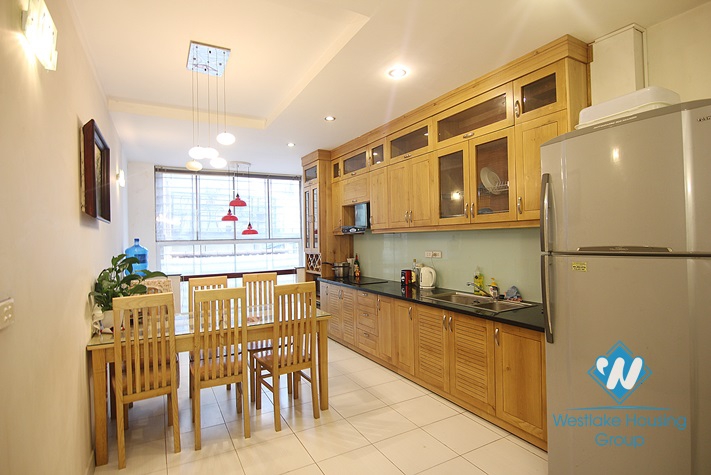 Nice and affordable house for rent in Nghi Tam village, Tay Ho, Hanoi 