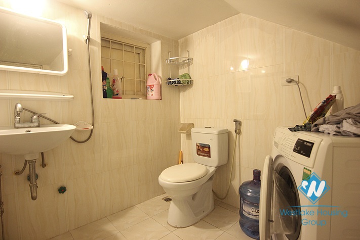 Four bedrooms house for rent in Dang Thai Mai street, Tay Ho district, Ha Noi