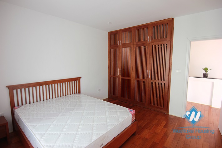 White house with 3 floor for rent in Tay Ho area 