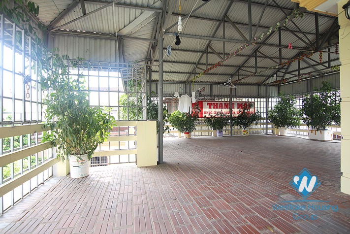 Four bedrooms house for rent in Dang Thai Mai street, Tay Ho district, Ha Noi