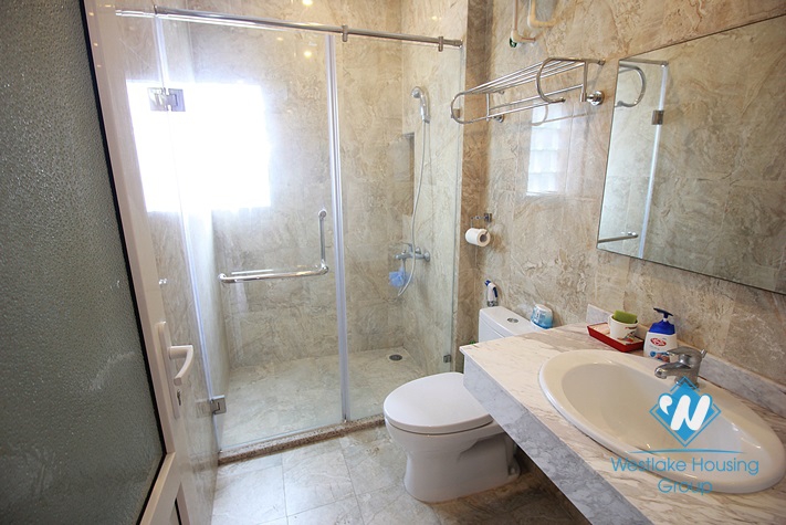 Lovely modern house for rent is Dang Thai Mai, Tay Ho, Ha Noi