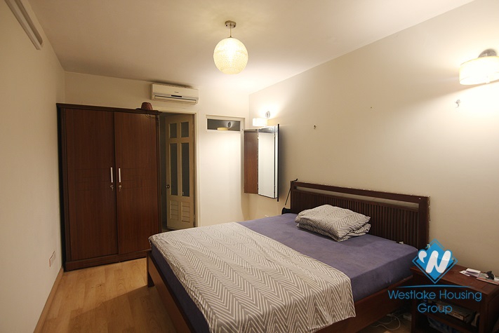 Nice and affordable house for rent in Nghi Tam village, Tay Ho, Hanoi 