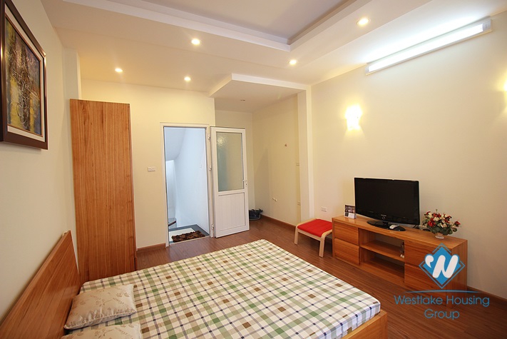 Lovely modern house for rent is Dang Thai Mai, Tay Ho, Ha Noi