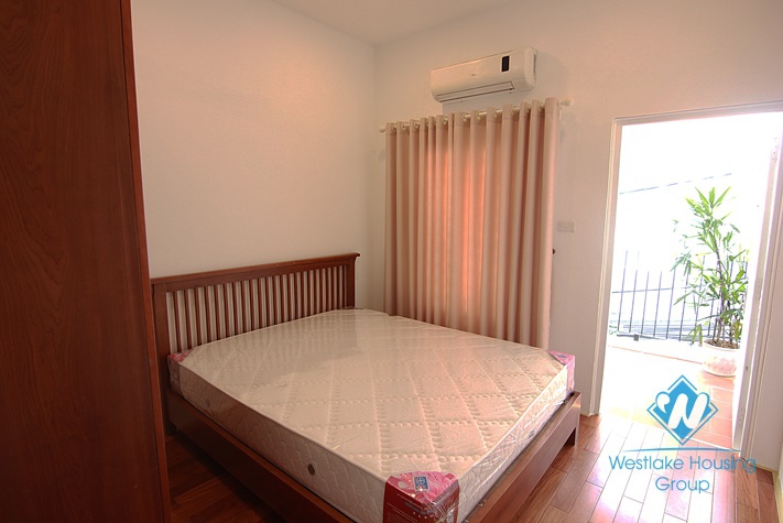 White house with 3 floor for rent in Tay Ho area 
