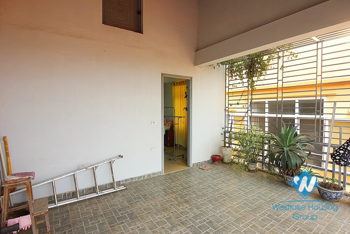 Cosy and affordable house for rent in Tay Ho area, Ha Noi. 