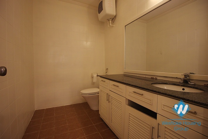A charming Villa with 5 bedrooms for lease in Dang Thai Mai street, Westlake area
