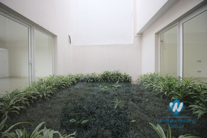 Hot property for rent in Ciputra, large backyard & modern design