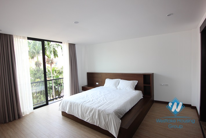 Nice  03 bedrooms apartment for rent in Tay Ho area, Ha Noi