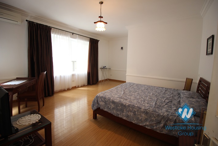 Spacious three bed apartment for rent in Yen phu, Tay Ho, Hanoi