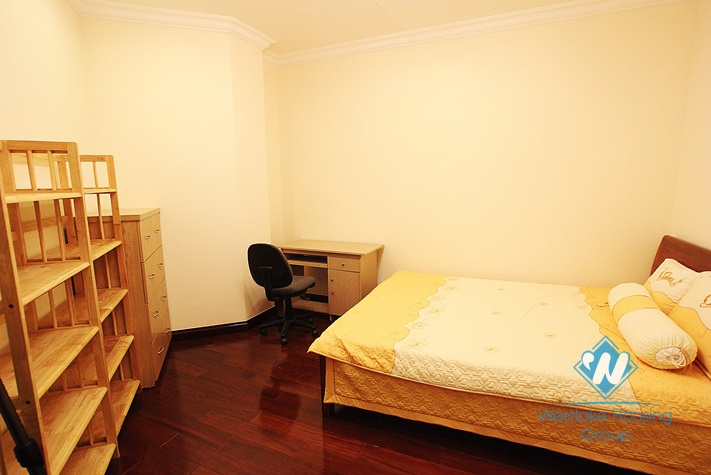 Nice apartment for rent in Royal City, Thanh Xuan, Ha Noi with 3 bedrooms