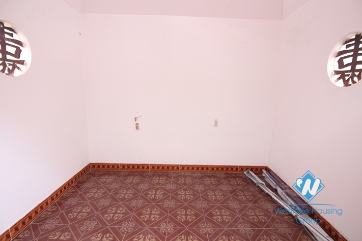 Good quality unfurnished house for rent in Tay Ho, Hanoi