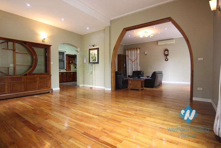 Modern, nice and quiet villa for rent in Tay Ho area