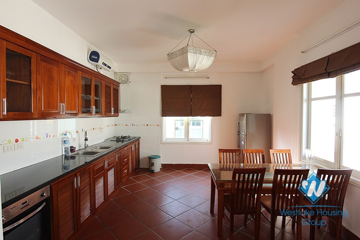 Cheap rental offer 02 bedrooms apartment in Tu Hoa, Tay Ho, Hanoi, Vietnam for lease