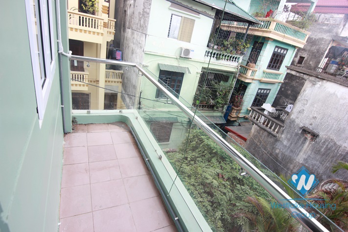 03 bedrooms house-bright and quiet for rent in Au co st, Tay ho district 