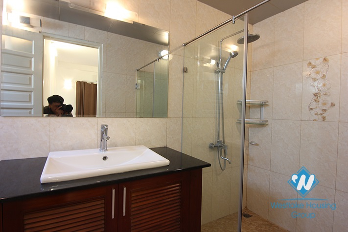 Cheap rental offer 02 bedrooms apartment in Tu Hoa, Tay Ho, Hanoi, Vietnam for lease