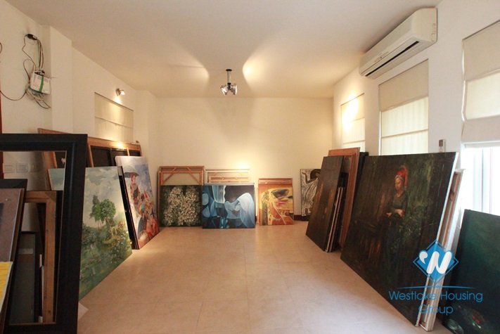 Spacious house with large garden for rent in Westlake area, Hanoi