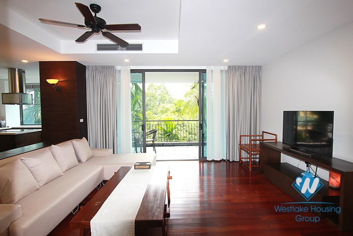 04 bedroom apartment for lease in Dang Thai Mai street, Tay Ho, Hanoi
