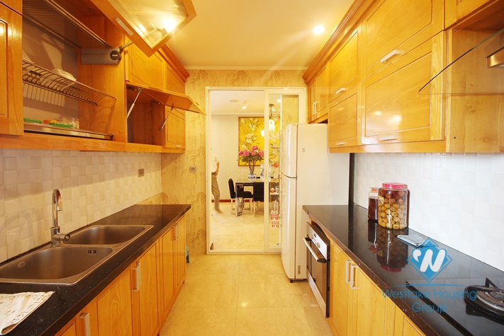 Good quality apartment for rent in Ciputra L Tower, Tay Ho district 