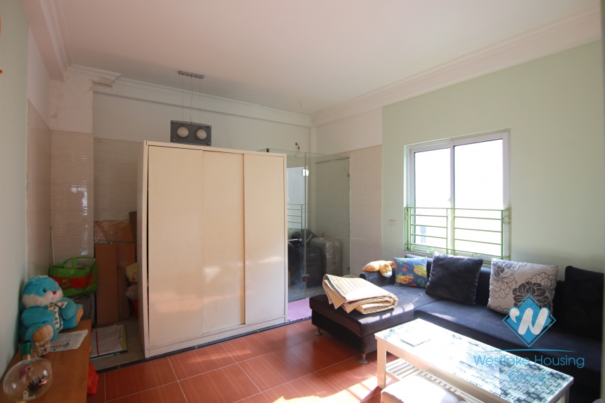 Budget 6 bedroom house for rent in Tay Ho, Ha Noi