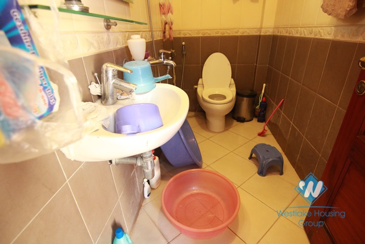 A 600 sqm villa with garden yard and terrace available for rent in Tay Ho
