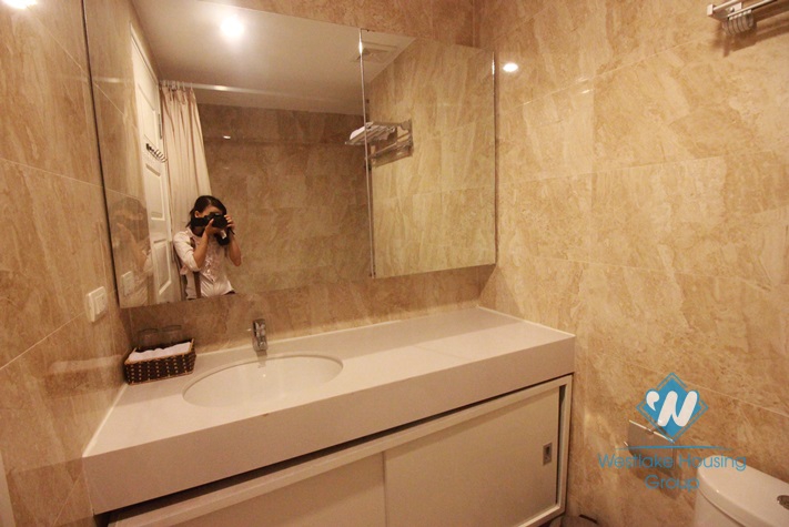 02 bedrooms apartment for rent near Ngoc Khanh Lake, Ba Dinh, Hanoi