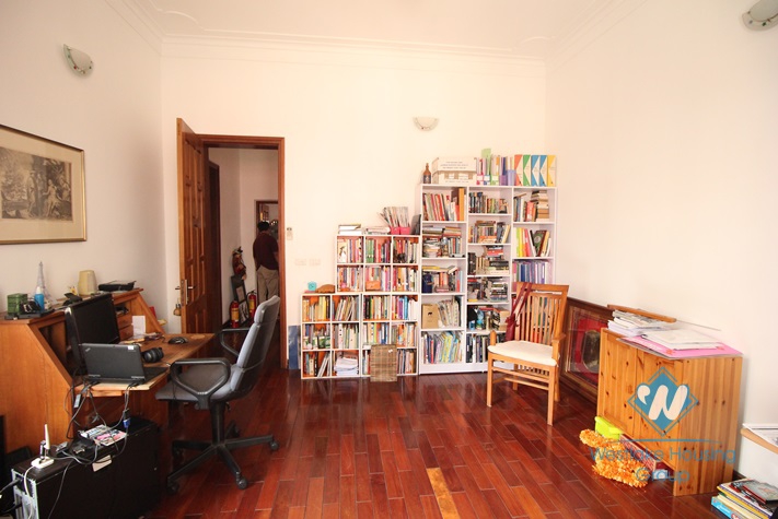 To Ngoc Van 5 bedroom villa with swimming pool for rent