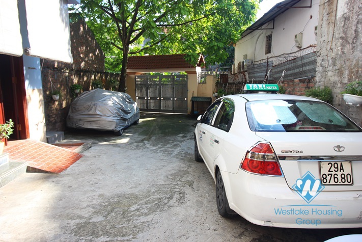 Five bedrooms house for rent in Tay Ho district, Hanoi.