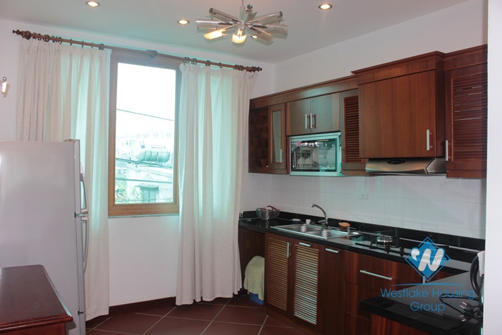Three bedrooms apartment for rent in Tay Ho district, Ha Noi