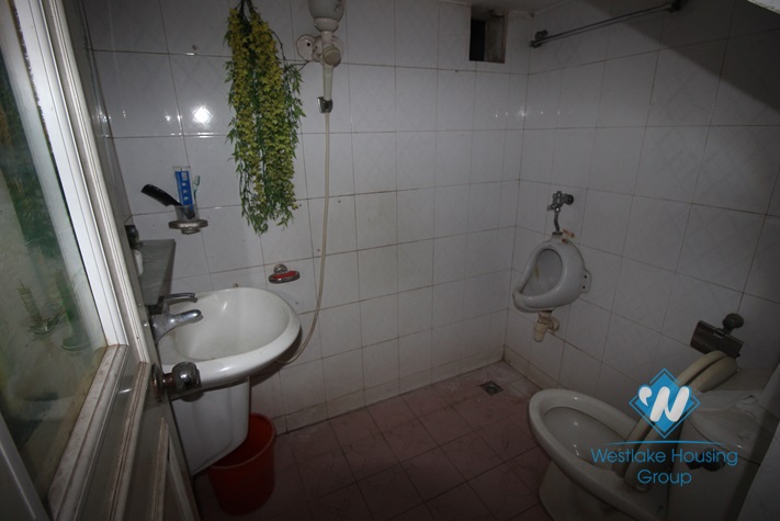 Inexpensive large house with garden and rooftop terrace for rent in Tay Ho, Hanoi
