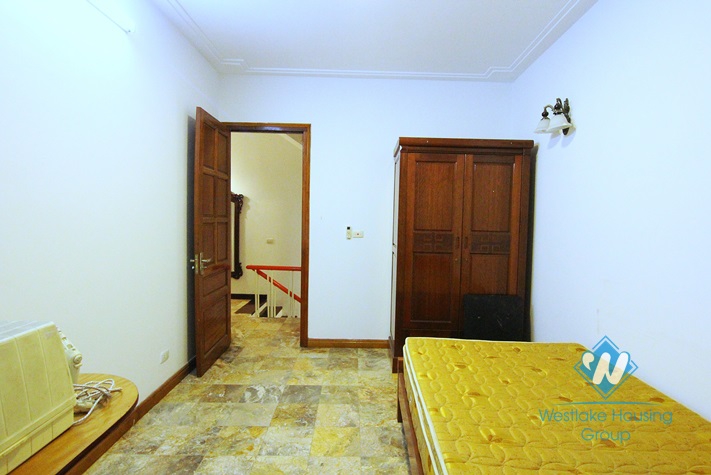 Cosy house for rent in Nghi Tam Village, Tay Ho District, Ha Noi
