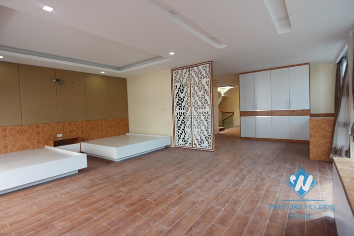 Spacious villa for rent in Tay Ho, Ha Noi.