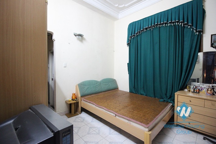 Inexpensive large house with garden and rooftop terrace for rent in Tay Ho, Hanoi