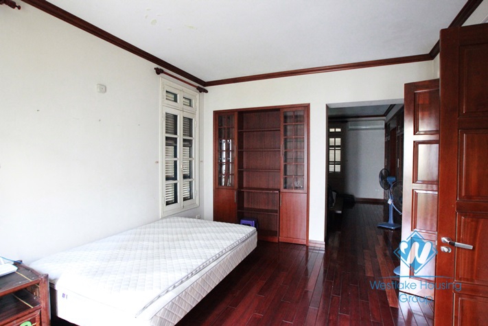 Nice and bright house for rent in Tay Ho area, Ha Noi