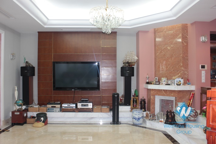 Modern and beautiful house for lease in Tay Ho district, Hanoi