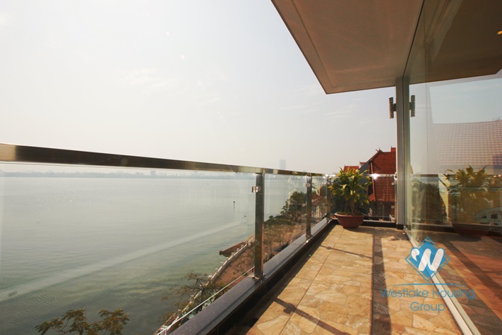 Beautiful 03 bedrooms apartment for rent in Quang An Street, Tay Ho, Ha Noi