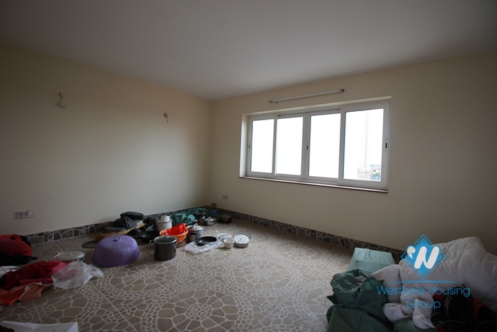 Big house for rent with 6 bedrooms in Tay Ho area