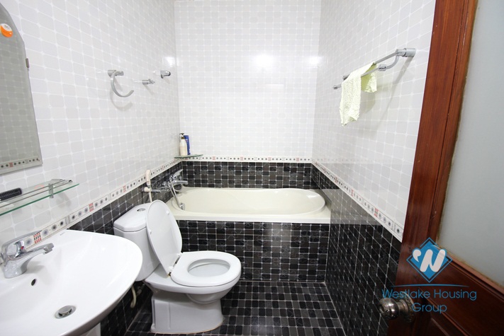 Large and luxurious house for rent in Ba Dinh District