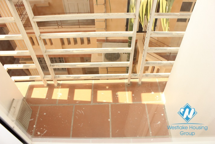 Quiet apartment for rent in Tay Ho area, Ha Noi