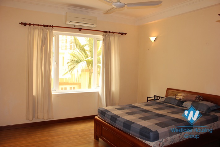 Quiet apartment for rent in Tay Ho area, Ha Noi