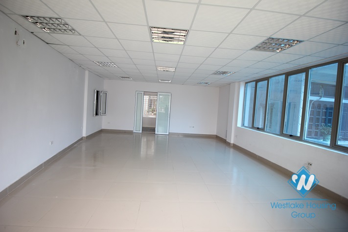 Office available for lease in Tay Ho district, Hanoi