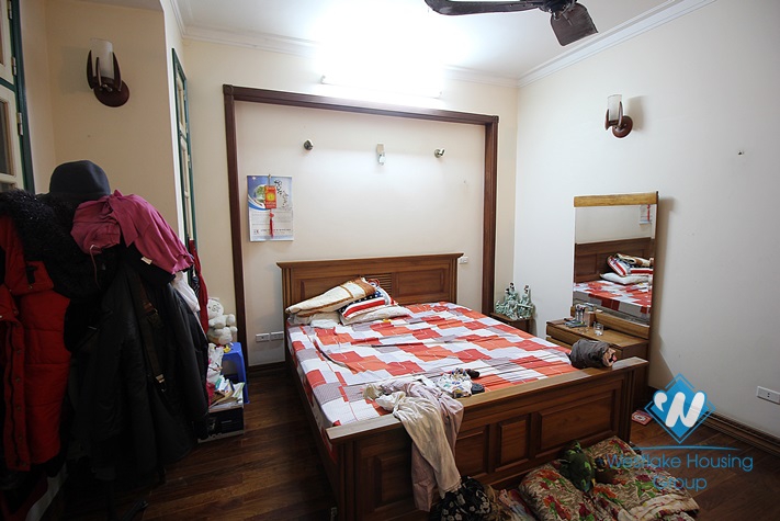 Spacious house with large court yard for rent in Tay Ho, Ha Noi