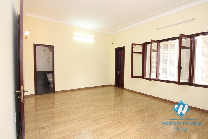 Spacious swimming pool house for rent in Tay Ho