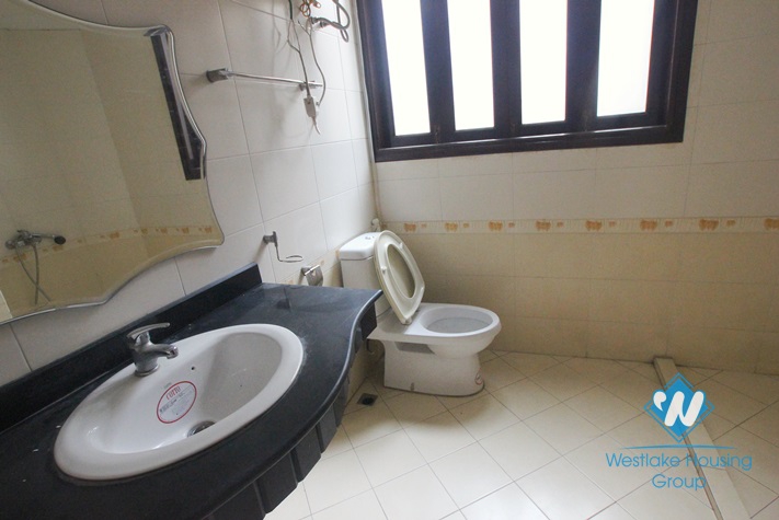 Special traditional house for rent in Au Co, Tay Ho, Hanoi
